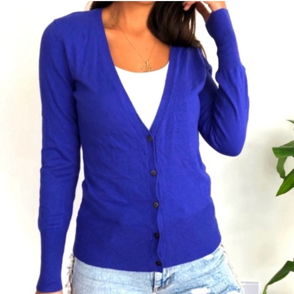 💋2:$14 Mossimo Supply Co. Navy Blue Women's Classic Cardigan Sweater - Picture 2 of 11